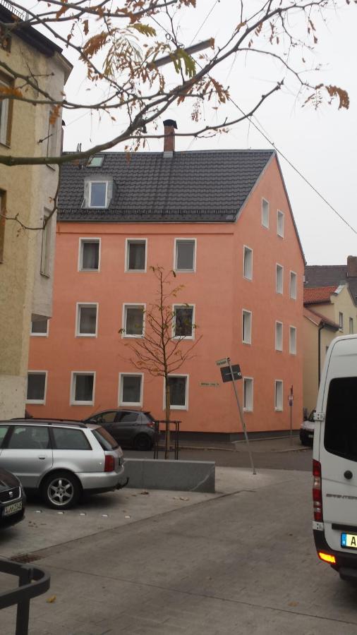 Stay In Aux, Feel At Home ! 2 Room Apartment Central Incl All You Need For 4 Person, 24H Check In, Pkw Parking Only Augsburg Buitenkant foto